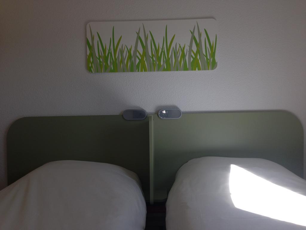Ibis Budget Bordeaux Aeroport Мериньяк Екстер'єр фото